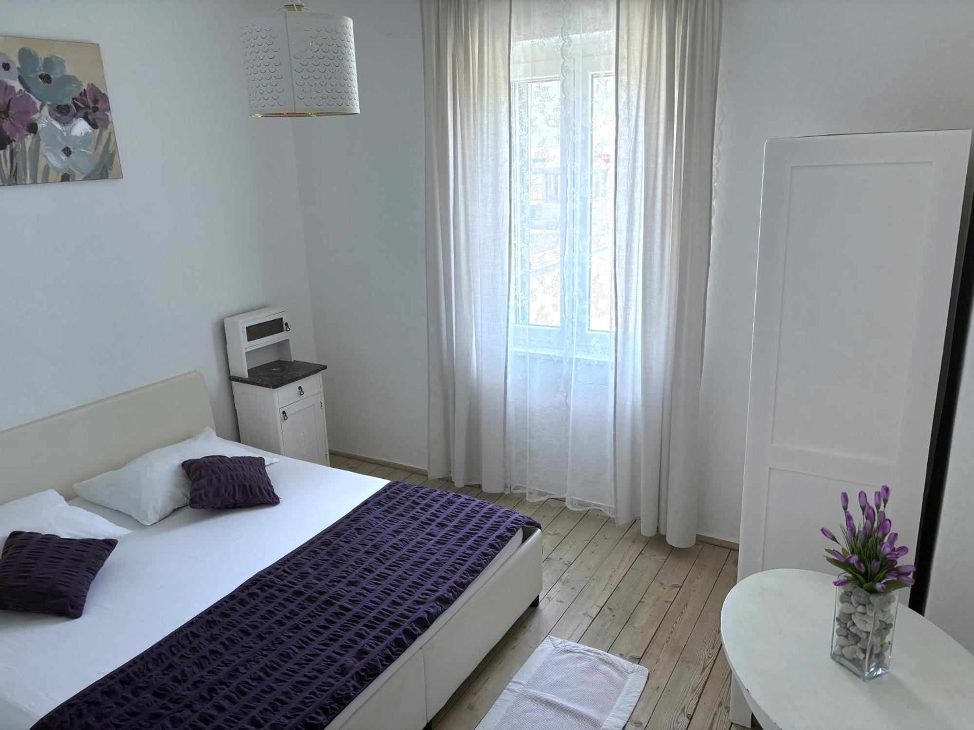 Authentic Dalmatian House Apartment คาชเตลา ภายนอก รูปภาพ